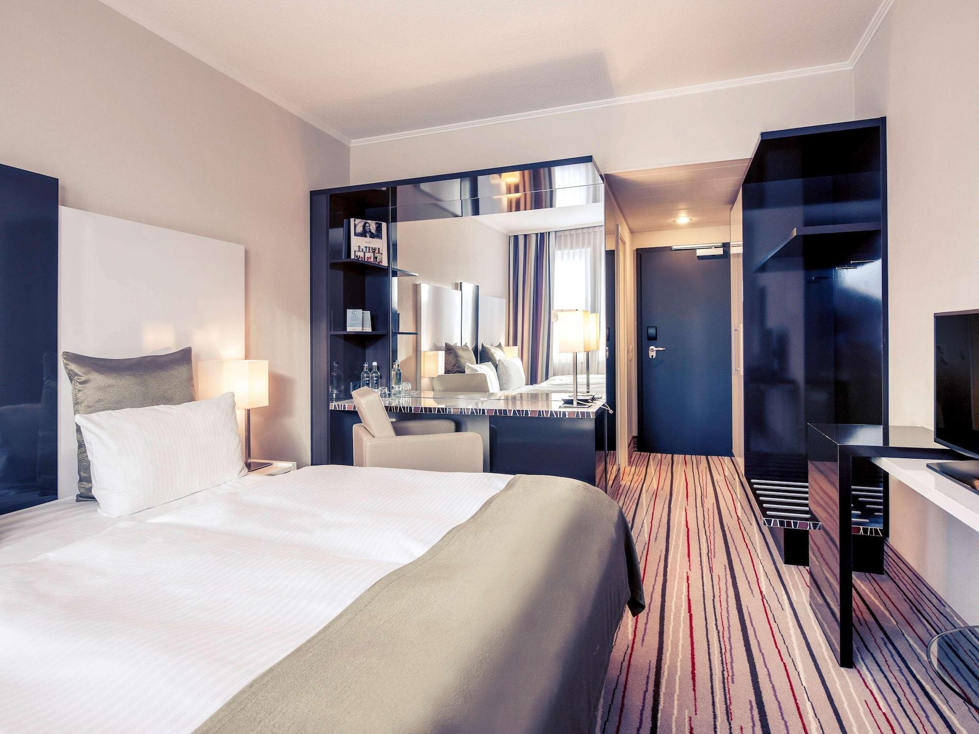 Mercure Hotel Wiesbaden City Exterior photo