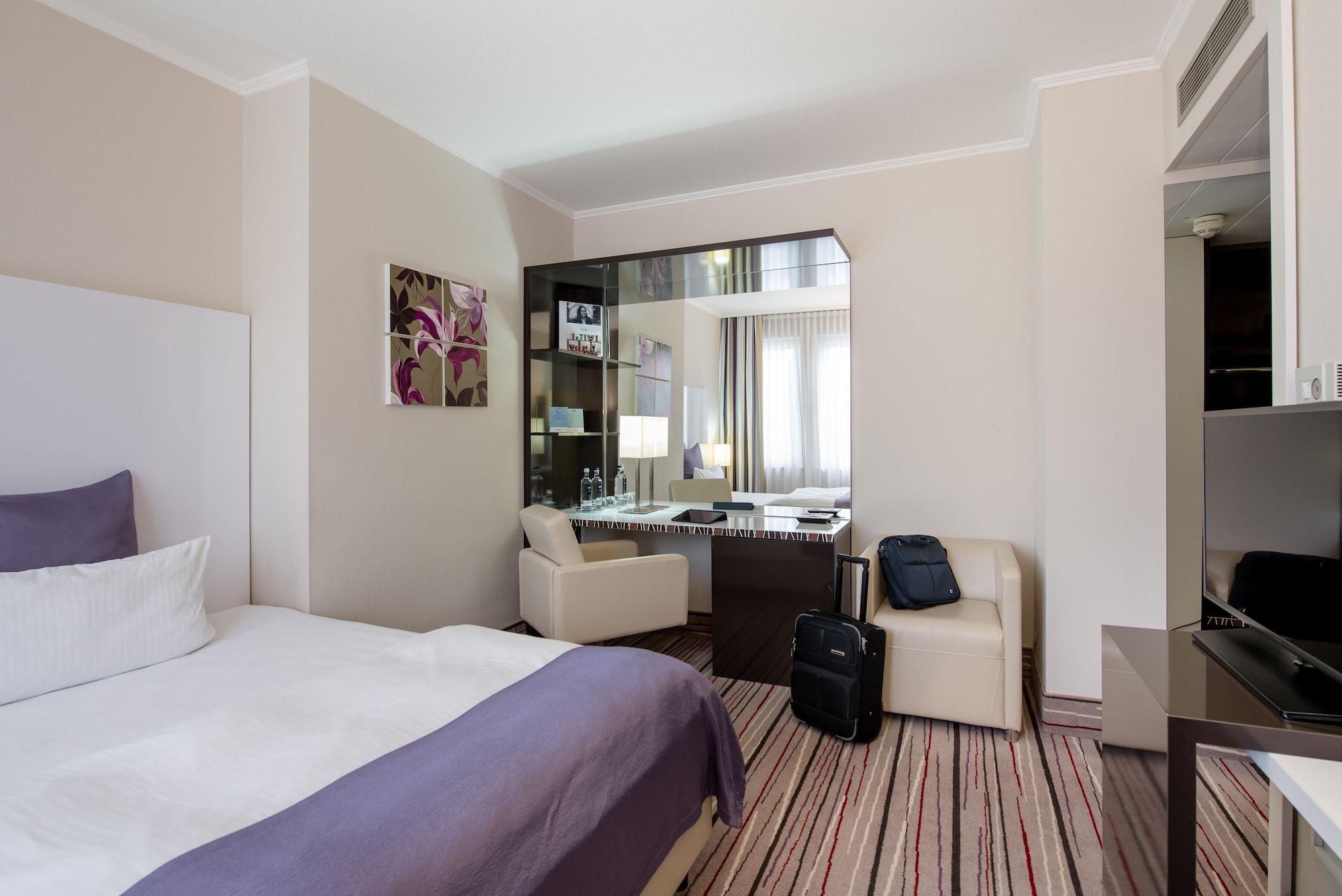 Mercure Hotel Wiesbaden City Exterior photo