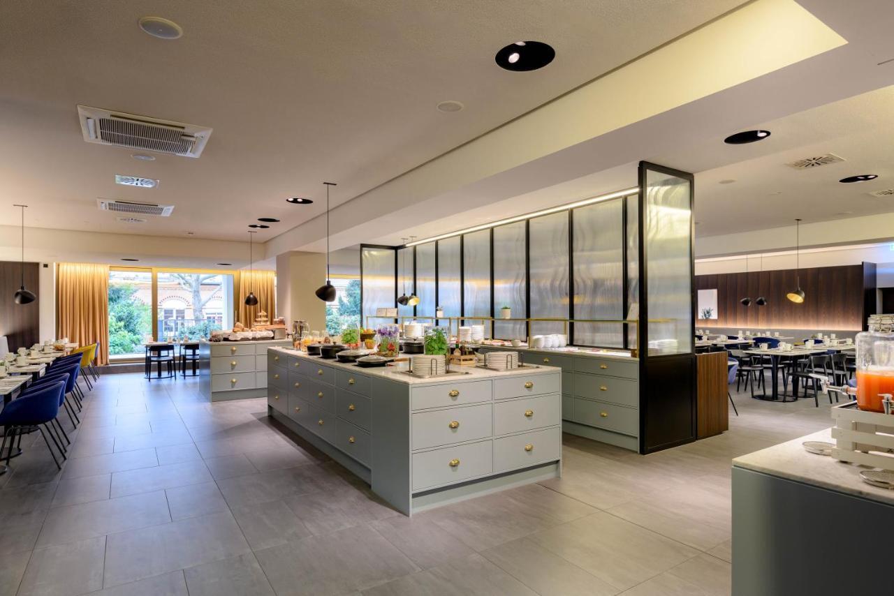 Mercure Hotel Wiesbaden City Exterior photo